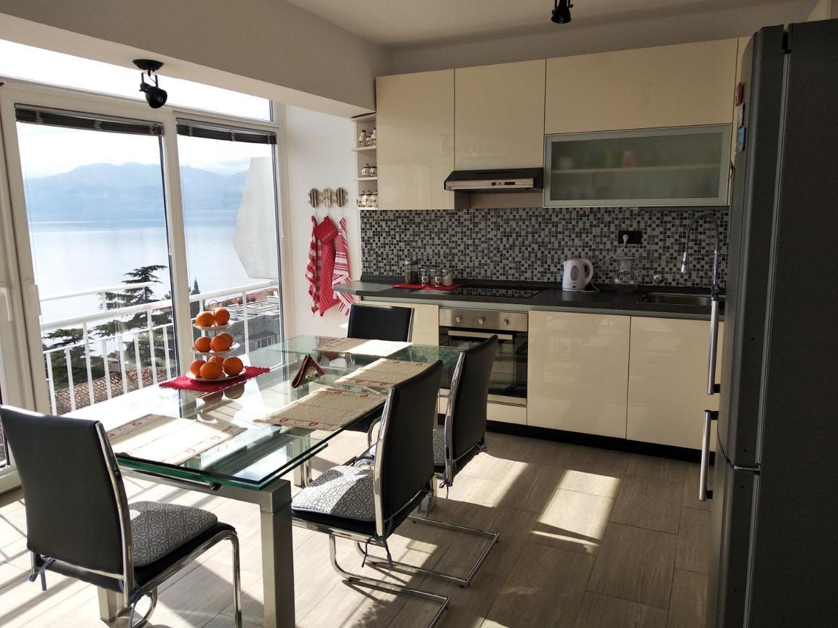 Apartman Angela Rijeka Exterior foto